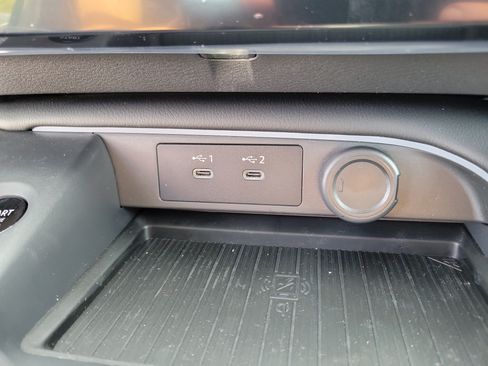 New 2026 Nissan Sentra SR w/ Floor Mat Package FWD image 29