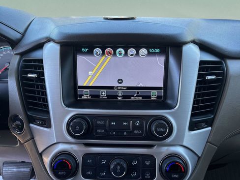 Used 2017 GMC Yukon SLT w/ Premium Edition image 25