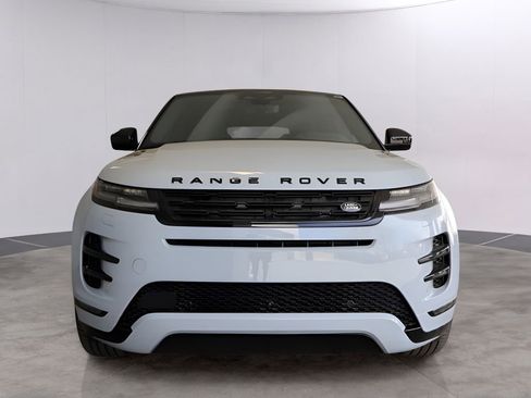 Used 2026 Land Rover Range Rover Evoque Dynamic SE AWD/4WD image 4