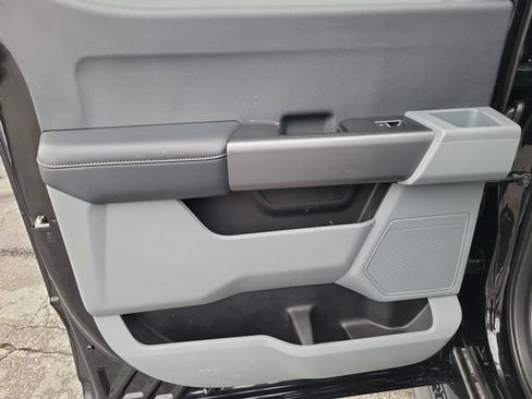 Used 2025 Ford F250 XLT image 10