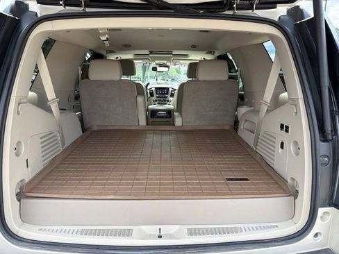 Used 2017 GMC Yukon Denali w/ Open Road Package RWD image 8