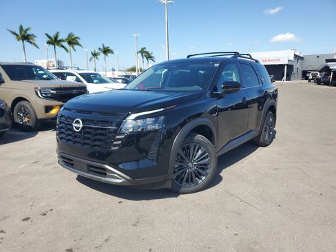 New 2026 Nissan Pathfinder SL image 19