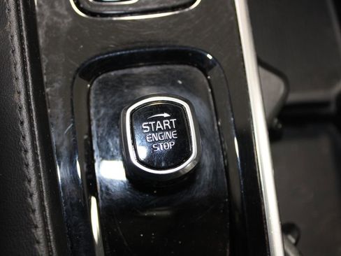 Used 2024 Volvo XC90 T8 Plus w/ Protection Package Premier image 35