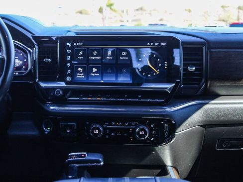 Used 2024 Chevrolet Silverado 1500 High Country w/ High Country Premium Package image 13