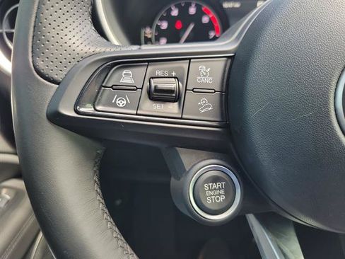 Used 2022 Alfa Romeo Stelvio Ti AWD/4WD image 42