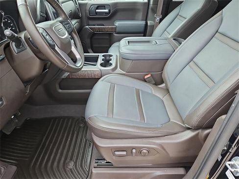 Used 2019 GMC Sierra 1500 Denali w/ Technology Package image 11