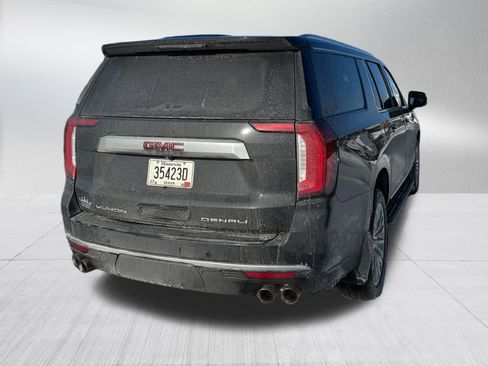 Used 2024 GMC Yukon XL Denali image 6