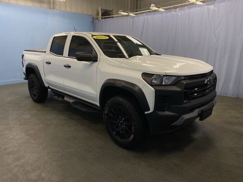 Used 2024 Chevrolet Colorado Trail Boss image 1
