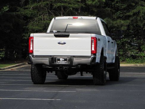 Used 2024 Ford F250 XL w/ XL Chrome Package AWD/4WD image 10
