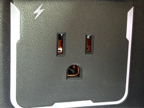 Used 2025 Chevrolet Silverado 1500 LTZ w/ Z71 Off-Road Package image 32