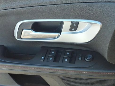 Used 2015 Chevrolet Equinox LT w/ Driver Convenience Package image 16