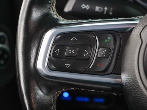 Used 2023 Jeep Wrangler Unlimited Sahara w/ Cold Weather Group AWD/4WD image 14