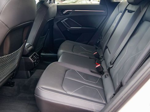 Used 2025 Audi Q3 2.0T Premium w/ Convenience Package image 19