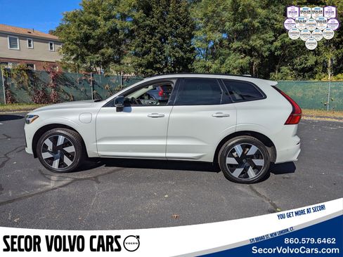 Certified 2024 Volvo XC60 T8 Plus w/ Protection Package Premier image 6