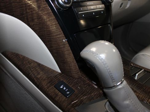 Used 2012 Acura MDX AWD/4WD image 18