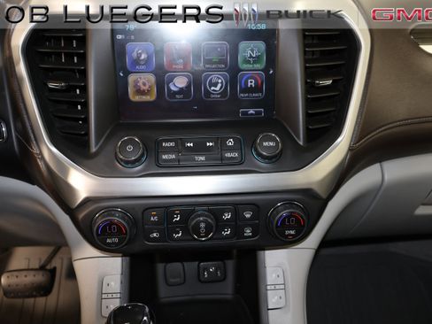 Certified 2019 GMC Acadia SLT image 25