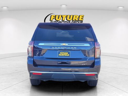 Used 2024 Chevrolet Suburban LT image 5