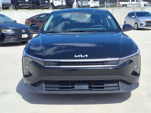 Used 2025 Kia K4 FWD image 4