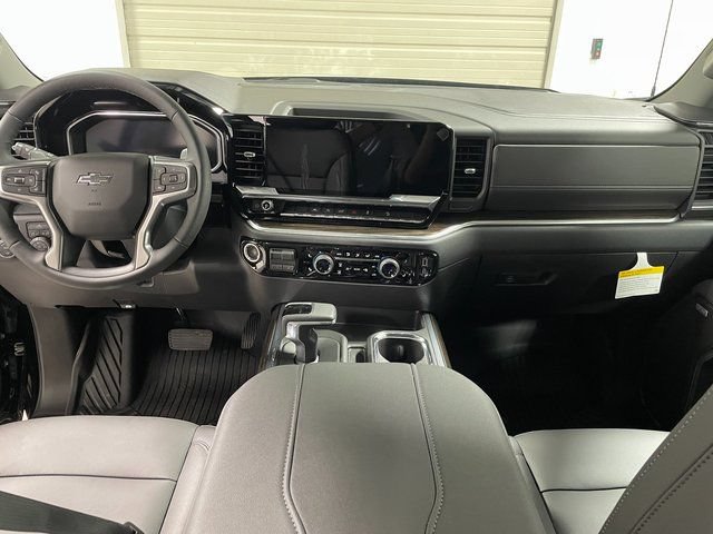 New 2026 Chevrolet Silverado 1500 RST AWD/4WD image 13