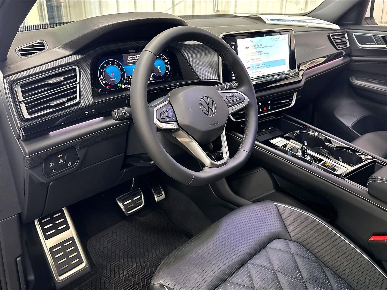 New 2026 Volkswagen Atlas Cross Sport SEL Premium R-Line AWD/4WD image 7