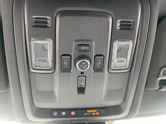 Certified 2025 Chevrolet Tahoe Premier AWD/4WD image 20