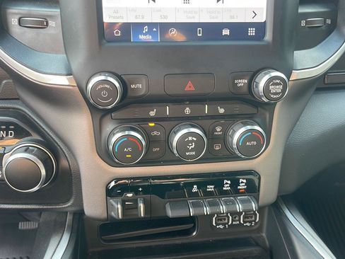 Used 2023 RAM 1500 Big Horn AWD/4WD image 26