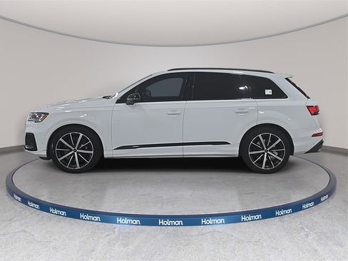 Used 2021 Audi SQ7 Prestige w/ Prestige Package image 4