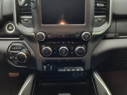 Used 2020 RAM 1500 Big Horn AWD/4WD image 15