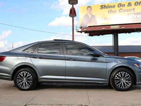 Used 2021 Volkswagen Jetta SE image 7