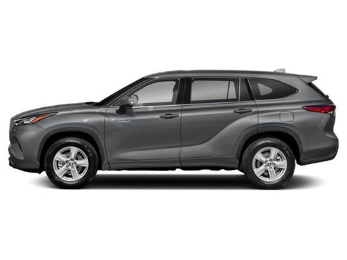 Used 2022 Toyota Highlander Bronze Edition AWD/4WD image 3