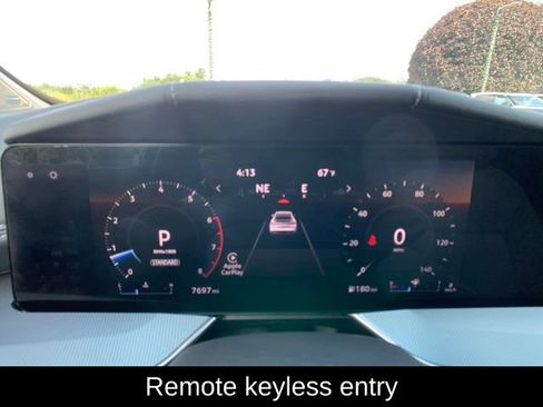 Certified 2025 Nissan Murano SL w/ Cargo Package AWD/4WD image 17