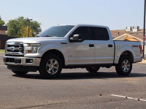 Used 2017 Ford F150 XLT w/ Equipment Group 301A Mid AWD/4WD image 11