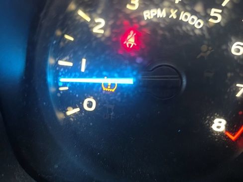 Used 2016 Ford F150 XL w/ Equipment Group 101A Mid RWD image 4