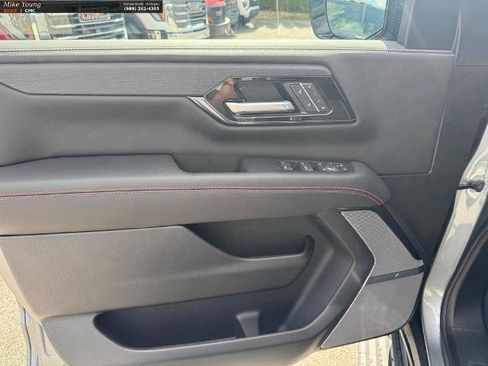 New 2026 GMC Yukon XL AT4 Ultimate AWD/4WD image 22
