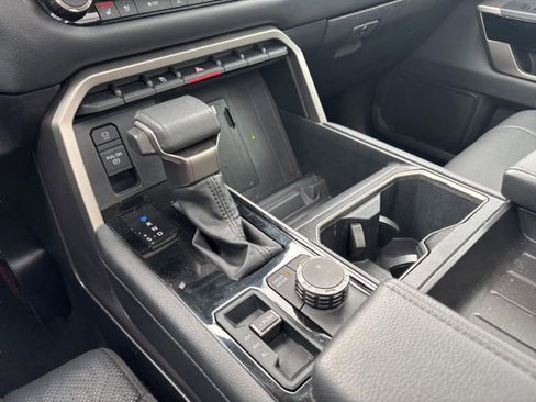 Used 2024 Toyota Tundra Limited w/ Power Package image 21