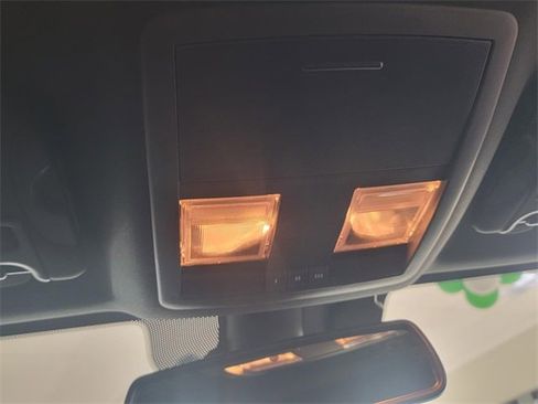 Used 2023 Dodge Challenger SRT Hellcat image 26