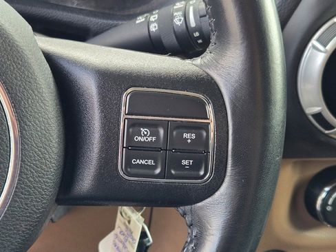 Used 2015 Jeep Wrangler Unlimited Sahara w/ Connectivity Group image 25