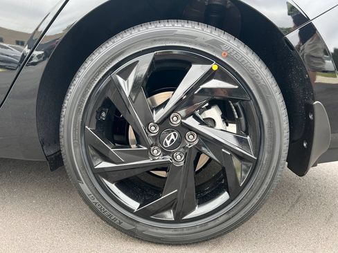 New 2026 Hyundai Elantra Sport w/ Cargo Package FWD image 19