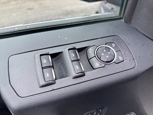 Used 2019 Ford F150 Platinum w/ Technology Package image 30