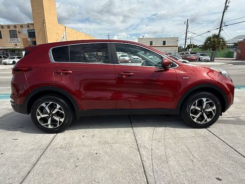 Used 2021 Kia Sportage LX AWD/4WD image 14
