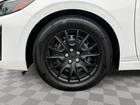 Certified 2024 Nissan Sentra S FWD image 9