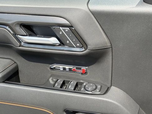 New 2026 GMC Sierra 1500 AT4 w/ Technology Package image 15