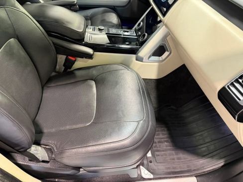 Used 2020 Land Rover Range Rover HSE image 27
