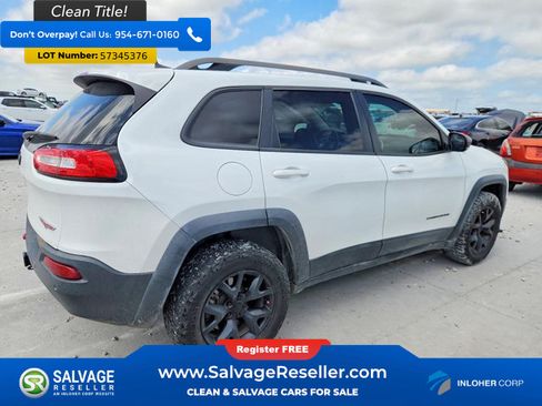 Used 2016 Jeep Cherokee Trailhawk w/ Leather Interior Group AWD/4WD image 4