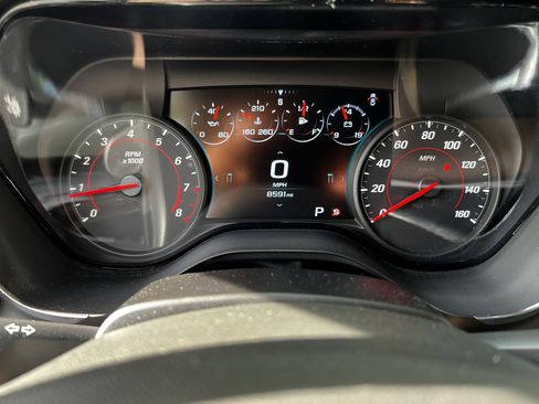 Used 2018 Chevrolet Camaro LT image 22