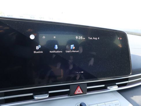 Used 2024 Hyundai Elantra Limited FWD image 23