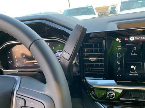 New 2026 GMC Sierra 1500 SLE image 20