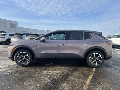 New 2026 Chevrolet Equinox EV LT image 2