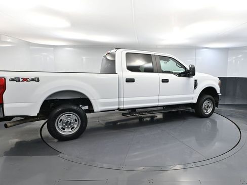 Used 2021 Ford F250 XL w/ Power Equipment Group AWD/4WD image 6