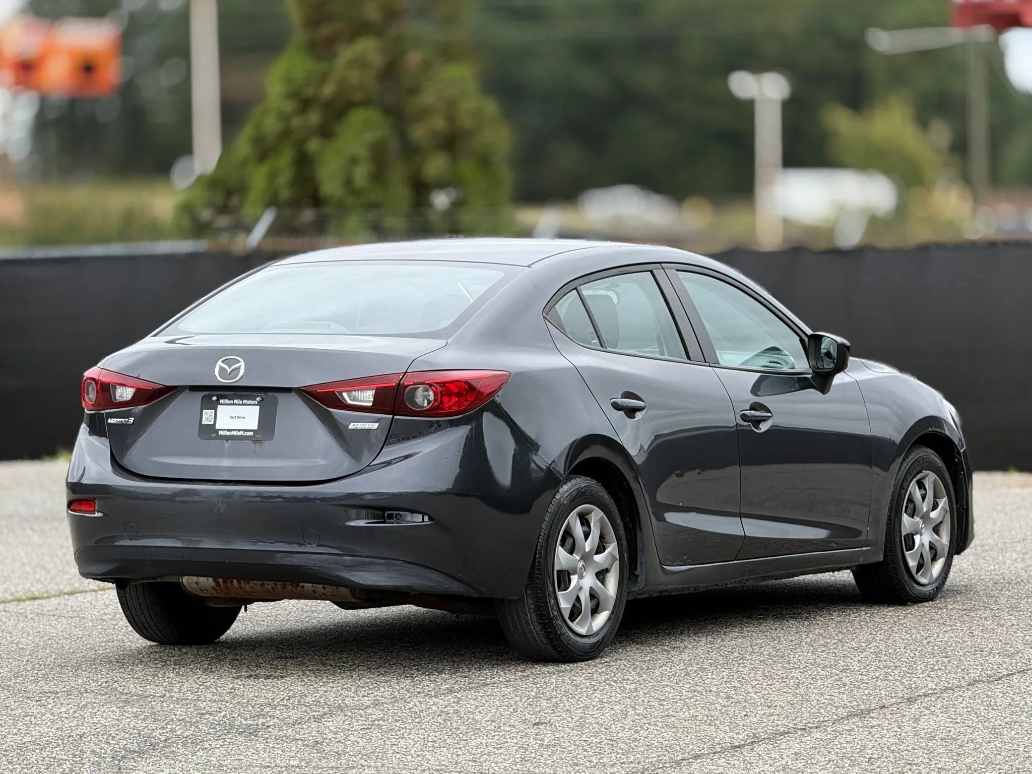 Used 2014 MAZDA MAZDA3 i SV FWD image 9